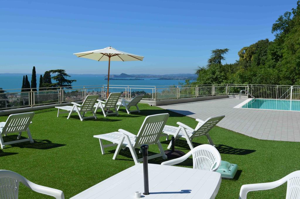 Residence Il Poggio Al Sole Toscolano Maderno Exterior photo